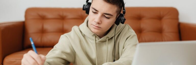 Dijital Detoks Nasıl Yapılır ve Neden Gerekli?